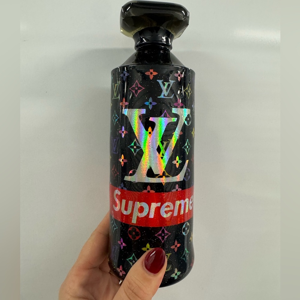 Pop Art Sculpture Awesome No5 Supreme & Louis Vuitton collab